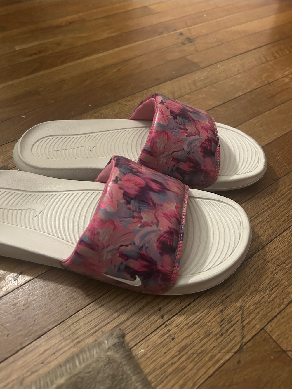 Woman’s 11 Nike Pink Floral Sandal Slides